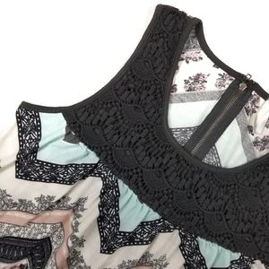 Vanity sleeveless top